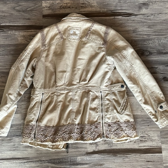 Da-Nang Khaki Jacket - Picture 4 of 6